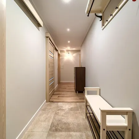 Babiego Lata Spacious Apartment Wroclaw