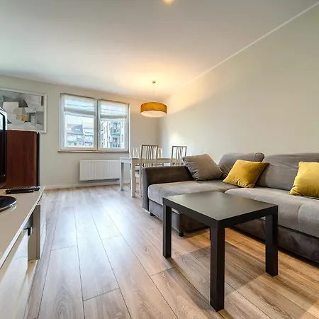 Apartment Babiego Lata Spacious Wroclaw